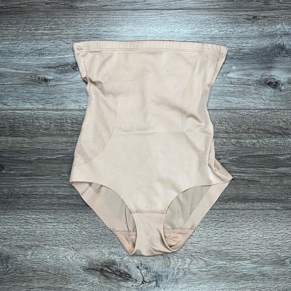 Bali High Waisted Shapewear Nude M | Bali High Waisted Control Underwear Nude M - Picture 9 of 14